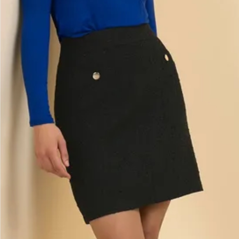 NWOT Elegant Black Boucle Skirt